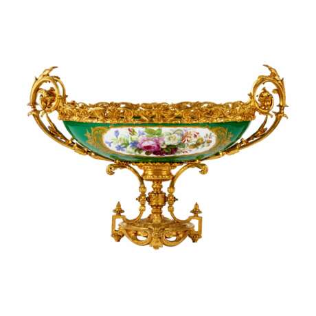 Большой вазон золоченой бронзы и фарфора в стиле Наполеона III. 19 век. - фото 2