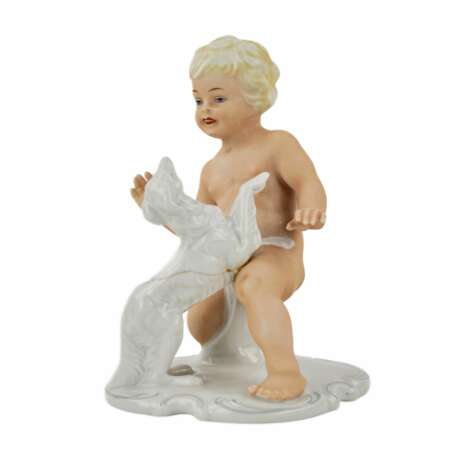 Porcelain figurine of Putti playing with a dog. Germany. - Foto 5