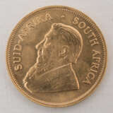 KRÜGERRAND, 1oz, 917/1000 Gold, 33,9 gramm, Südafrika 1976 - фото 2