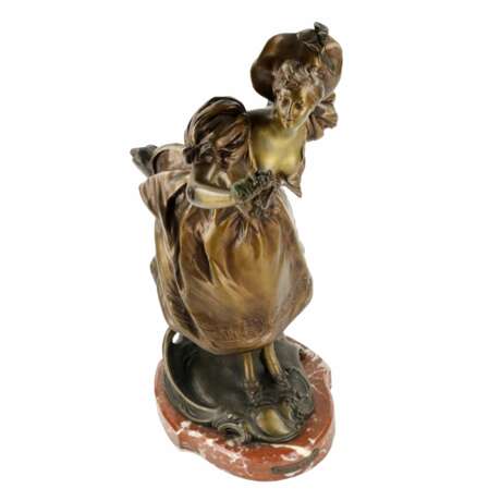French, bronzed metal figure on a marble base. Happy holiday. - Foto 6