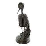 Figure en bronze d`un heron. JULES MOIGNIEZ (1835-1894). - photo 3