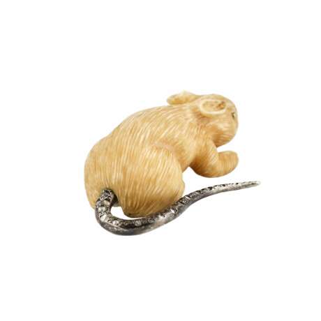 Carved mammoth tusk mouse with diamond tail. - photo 3