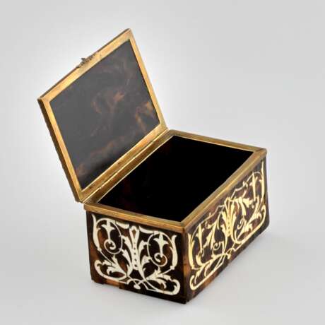 Boîte avec scène erotique. 19e siècle - photo 3
