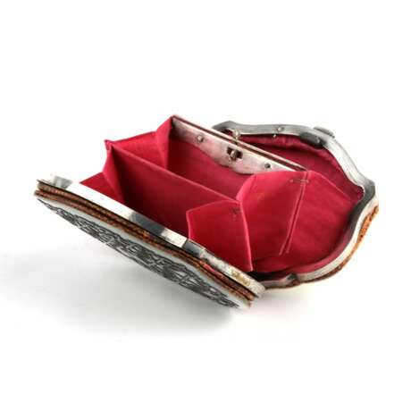 Sleek wallet with mother-of-pearl lids and hidden compartment. - Foto 5