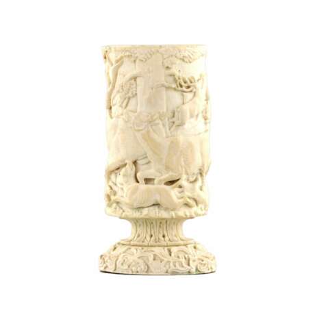 Ivory pencil holder with a hunting scene. - Foto 1