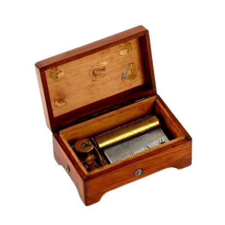 Small music box. Early 20th century. - Foto 3