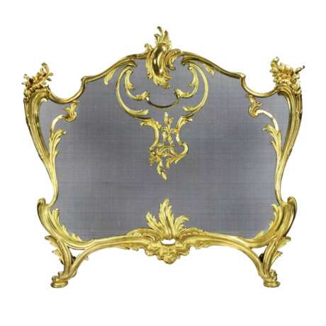Bouhon. Fireplace screen in gilded bronze with metal protective mesh, Louis XV style. - photo 1