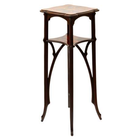 Two-tier pedestal for flowers made of solid walnut, Art Nouveau style. 20th century. - Foto 3