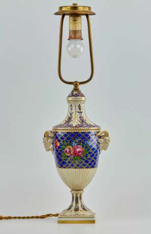 Table lamp with porcelain. - photo 2