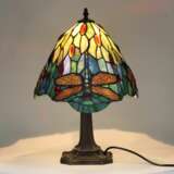 Элегантная настольная лампа витражного стекла в стиле Тиффани. 20 век. - фото 5