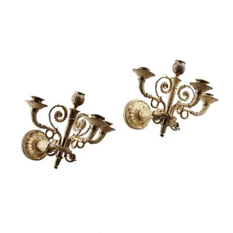 Pair of bronze sconces in the Empire style. - photo 1