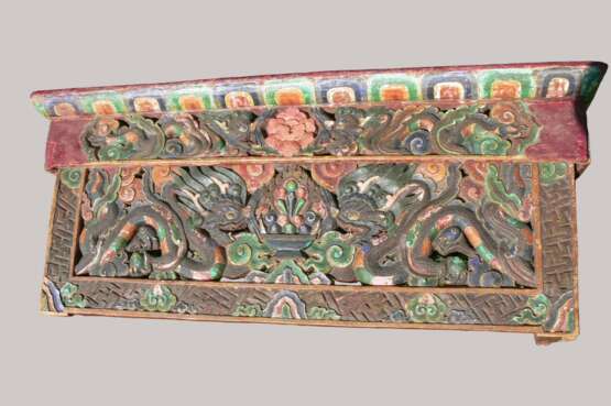 Antique Travelling Tibetan Prayer Table bois wooden carved Тибет Mid 18th/19th century г. - фото 8