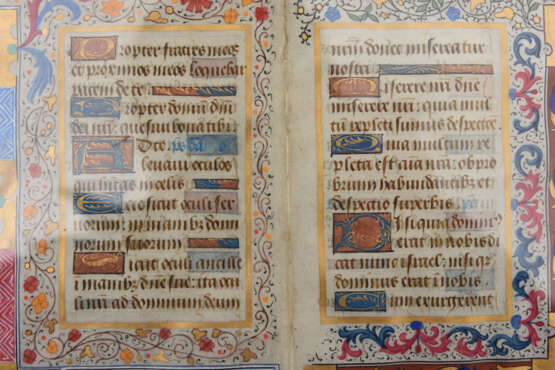 MITTELALTERLICHE HANDSCHRIFT PSALM 123, beschriebenes und bemaltes Pergament, hinter Glas, 16. Jahrhundert - photo 4
