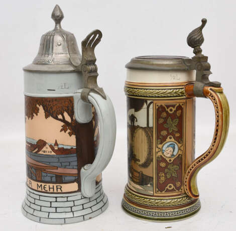 METTTLACH V&B, ZWEI BIERKRÜGE MIT DECKEL, Keramik/Zinn bemalt, glasiert, gemarkt, um 1900 - photo 2