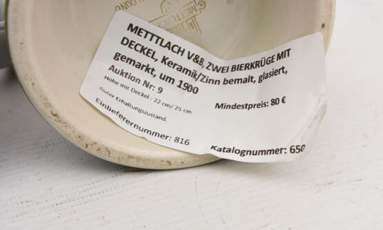 METTTLACH V&B, ZWEI BIERKRÜGE MIT DECKEL, Keramik/Zinn bemalt, glasiert, gemarkt, um 1900 - Foto 4