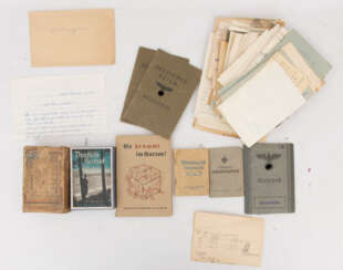 KONVOLUT ZEITDOKUMENTE DRITTES REICH, Kartenspiele, Wehrpass, Frontliteratur, Briefe uvm., Deutschland 1933-1945