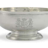 A GEORGE I SILVER TWO-HANDLED PUNCHBOWL - photo 1