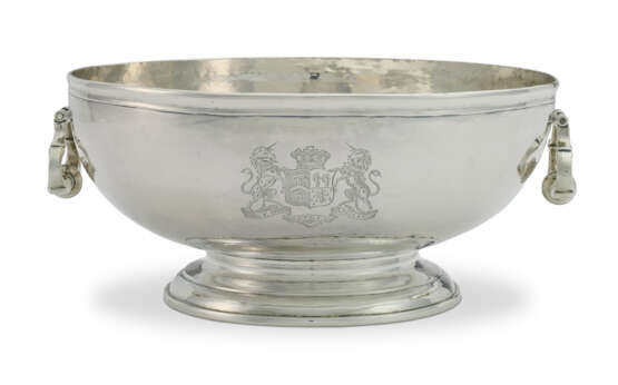 A GEORGE I SILVER TWO-HANDLED PUNCHBOWL - photo 1