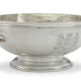 A GEORGE I SILVER TWO-HANDLED PUNCHBOWL - photo 2