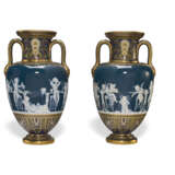 A PAIR OF MINTONS PATE-SUR-PATE PEACOCK BLUE VASES, 'LE DINNER ET L'ECOLE' - photo 3