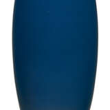 A MINTONS PATE-SUR-PATE PEACOCK BLUE VASE - photo 4