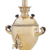 A SILVER-GILT TABLE LIGHTER IN THE FORM OF A MINIATURE SAMOVAR - photo 1