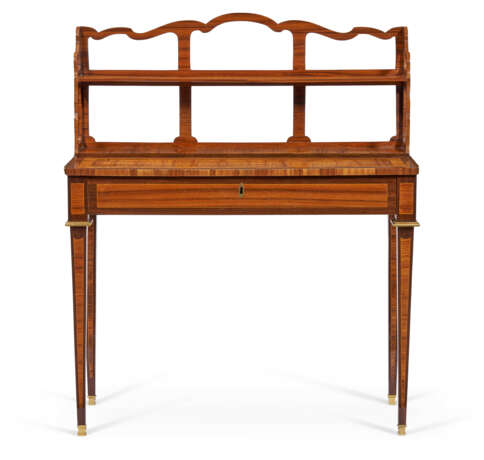 A LATE LOUIS XV AMARANTH, KINGWOOD, TULIPWOOD AND MARQUETRY BONHEUR DU JOUR - Foto 7