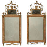 A PAIR OF SPANISH MARBLE-INSET GILTWOOD MIRRORS - фото 1