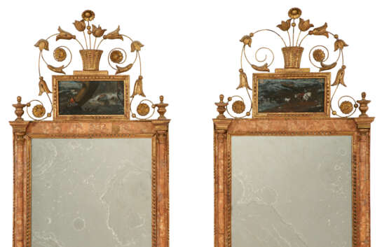 A PAIR OF SPANISH MARBLE-INSET GILTWOOD MIRRORS - фото 3