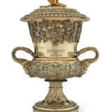 AN EARLY GEORGE IV SILVER TWO-HANDLED CUP AND COVER - photo 1