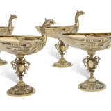 A SET OF FOUR VICTORIAN SILVER-GILT COUPES - photo 1