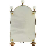 A GUILLOCHÉ ENAMEL FOUR-COLOUR GOLD-MOUNTED MINIATURE PHOTOGRAPH FRAME - фото 3