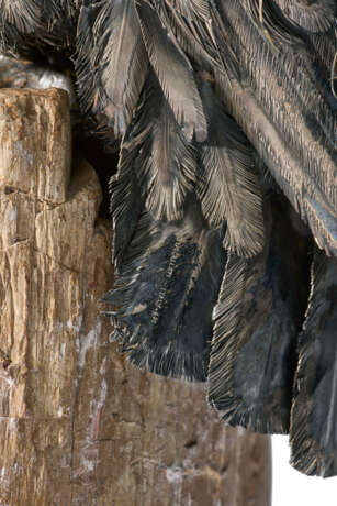 AN ITALIAN SILVER AND PETRIFIED WOOD MODEL OF AN OWL - фото 4