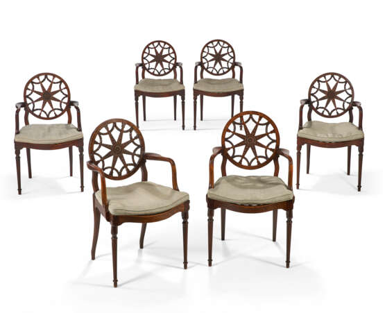 A SET OF SIX GEORGE III MAHOGANY ARMCHAIRS - photo 2