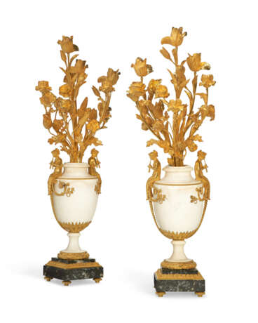 A PAIR OF RESTAURATION ORMOLU-MOUNTED WHITE MARBLE FLOWER-FORM CANDELABRA - photo 1