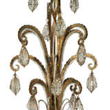 A FRENCH CUT-GLASS CHANDELIER - Foto 1