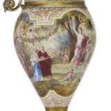 AN AUSTRIAN SILVER-GILT AND ENAMELED EWER AND STAND - Foto 3