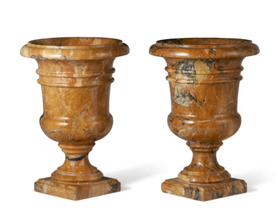 A PAIR OF ITALIAN GIALLO ANTICO URNS - photo 5