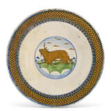 AN ITALIAN MAIOLICA DISH - фото 1