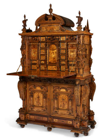 A LARGE RENAISSANCE REVIVAL CARVED OAK, WALNUT AND STAINED FRUITWOOD MARQUETRY SECRETAIRE - photo 7