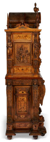 A LARGE RENAISSANCE REVIVAL CARVED OAK, WALNUT AND STAINED FRUITWOOD MARQUETRY SECRETAIRE - photo 8