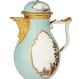 A MEISSEN PORCELAIN CELADON-GROUND COFFEE POT AND COVER - фото 1