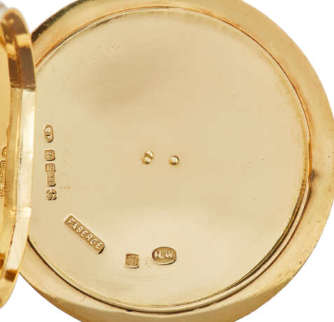 A JEWELED, GUILLOCHÉ AND CHAMPLEVÉ ENAMEL GOLD COMPACT - photo 5