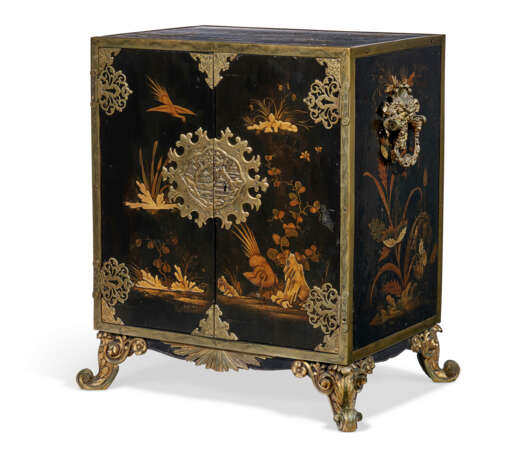 A LATE REGENCY 'ANTIQUARIAN' ORMOLU-MOUNTED BLACK-AND-GILT JAPANNED CABINET-ON-STAND - photo 1