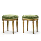 A PAIR OF LOUIS XVI GILT-WALNUT TABOURETS - photo 3