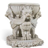 A LARGE ITALIAN CARVED MARBLE JARDINIERE - Foto 4