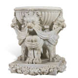 A LARGE ITALIAN CARVED MARBLE JARDINIERE - Foto 5