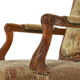 A LOUIS XV STYLE BEECHWOOD FAUTEUIL - photo 4