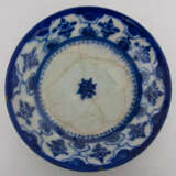 ZWEI CHINESISCHE TELLER, Keramik kobaltblau bemalt und glasiert, China um1900 - Foto 2