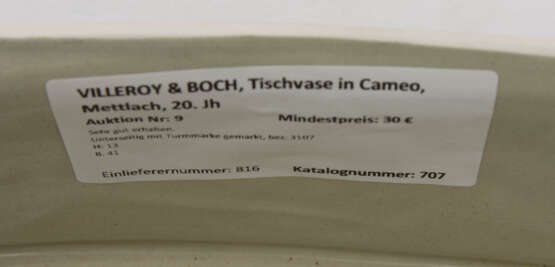 VILLEROY & BOCH, Tischvase in Cameo, Mettlach, 20. Jahrhundert - Foto 6